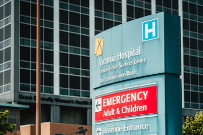 photo 1764885449345 d0d6629bf7bf